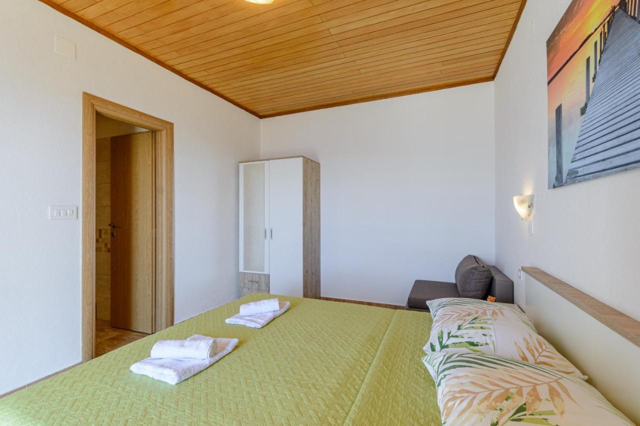 Rooms Sani Brela Buitenkant foto