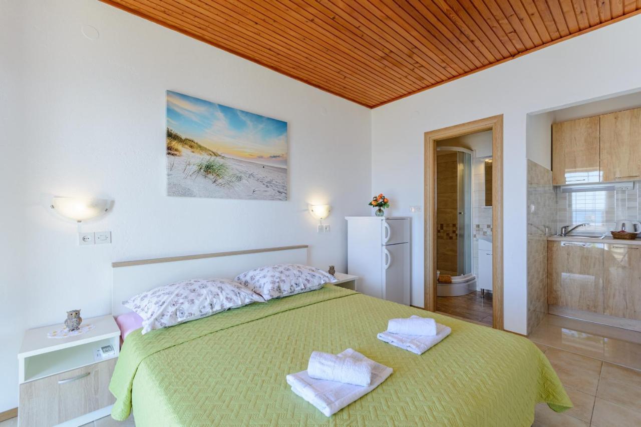Rooms Sani Brela Buitenkant foto